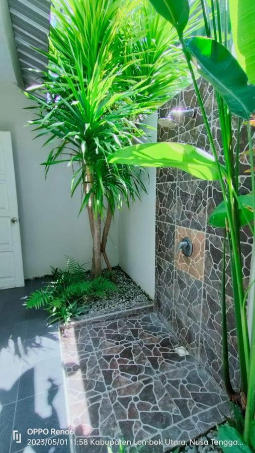 Pineapple Guest House Gili Air Exterior foto