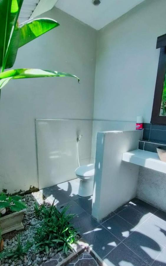 Pineapple Guest House Gili Air Exterior foto